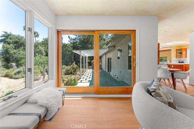 1040 W Crescent Avenue, Redlands, CA 92373