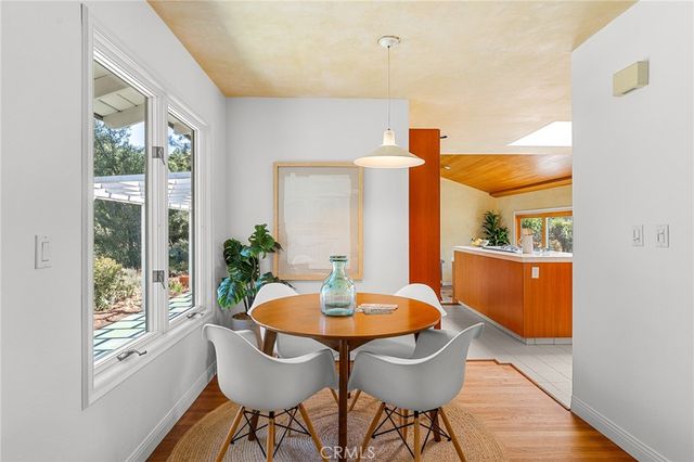 1040 W Crescent Avenue, Redlands, CA 92373