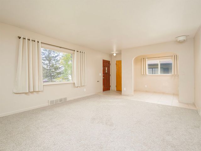1713 Avenue E, Billings, MT 59102