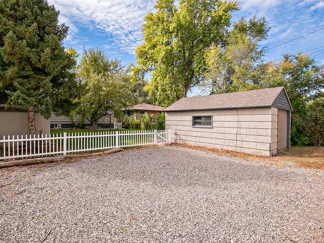 1713 Avenue E, Billings, MT 59102