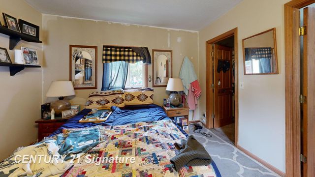 728 Bay Road, Bay City, MI 48706