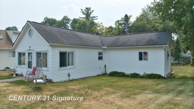 728 Bay Road, Bay City, MI 48706