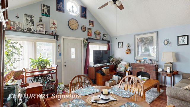 728 Bay Road, Bay City, MI 48706