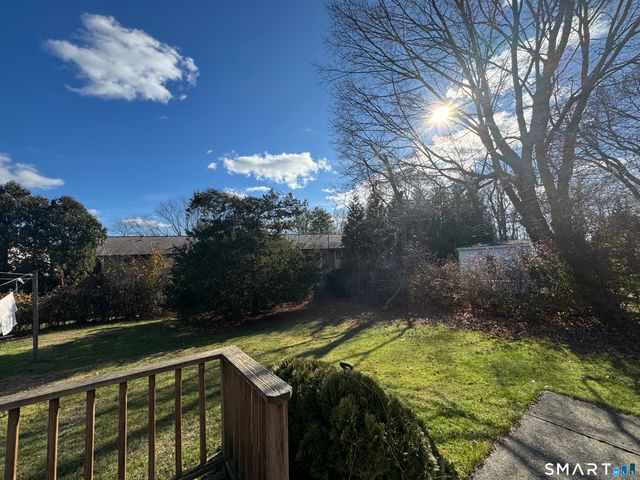 11 Trefoil Court, Fairfield, CT 06825