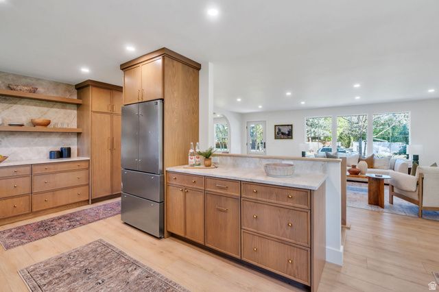 2050 E WILDWOOD DR, Holladay, UT 84121