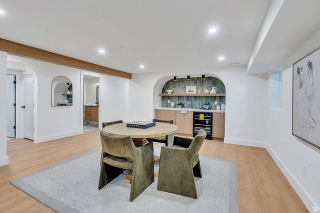 2050 E WILDWOOD DR, Holladay, UT 84121
