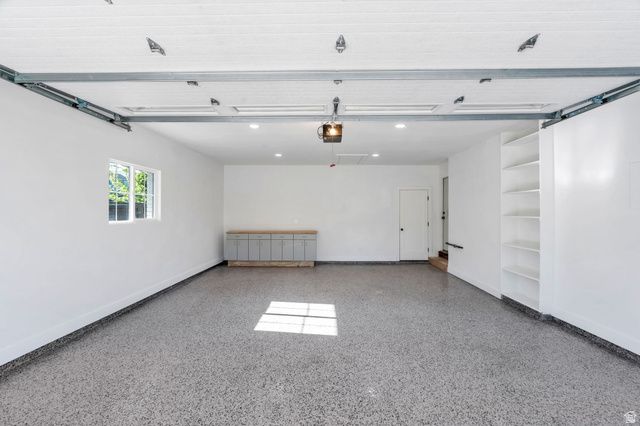 2050 E WILDWOOD DR, Holladay, UT 84121