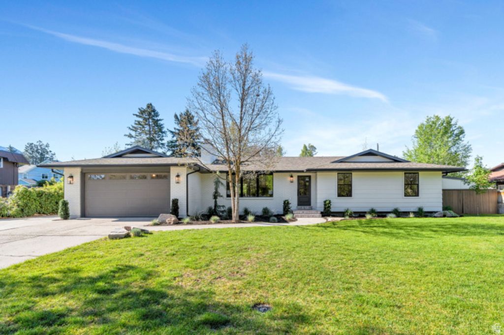 2050 E WILDWOOD DR, Holladay, UT 84121