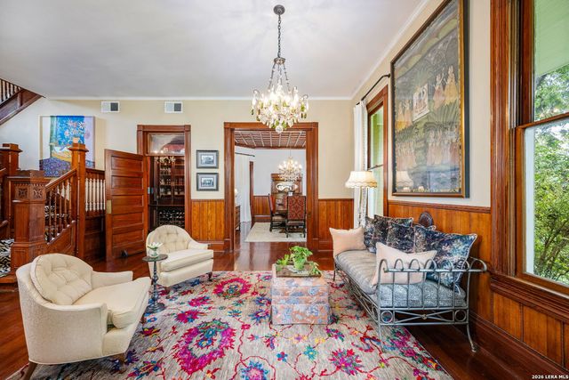 402 Madison, San Antonio, TX 78204