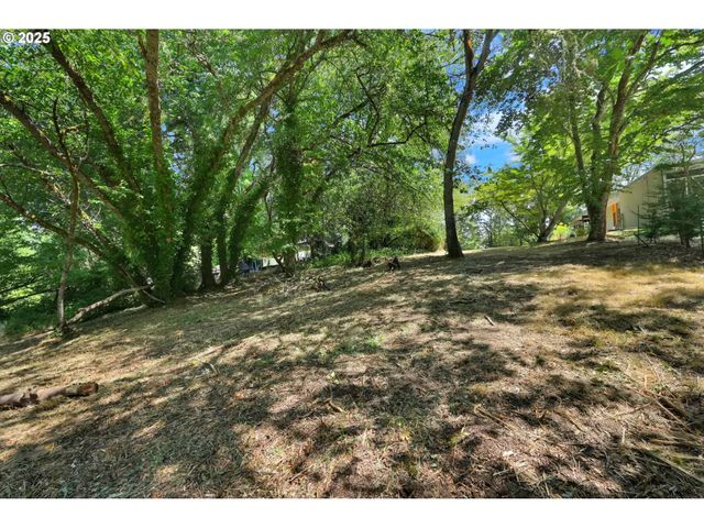 1 Storey Blvd, Eugene, OR 97405