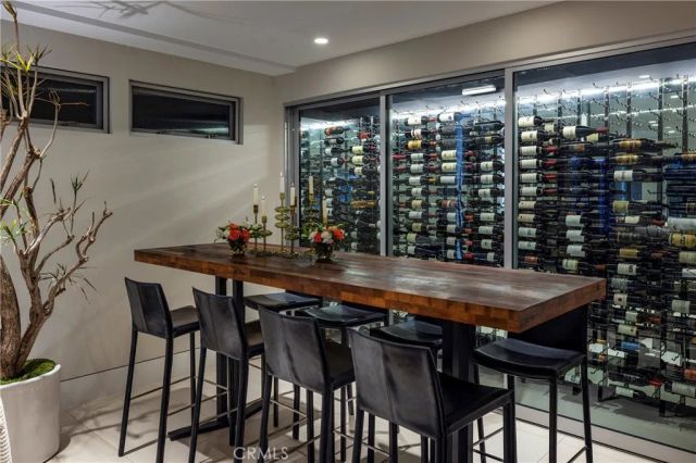 5517 E Ocean, Long Beach, CA 90803