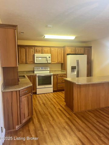 1580 Overlook Cir, Shelbyville, KY 40065