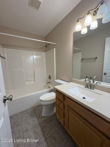 1580 Overlook Cir, Shelbyville, KY 40065