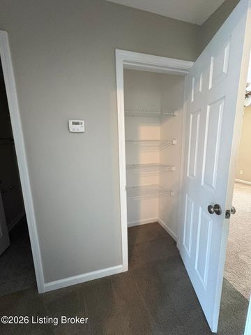 1580 Overlook Cir, Shelbyville, KY 40065