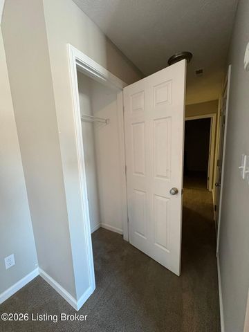 1580 Overlook Cir, Shelbyville, KY 40065