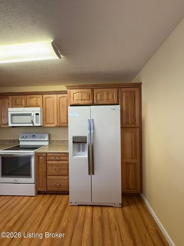 1580 Overlook Cir, Shelbyville, KY 40065