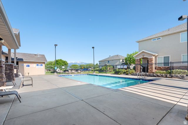 4669 W GREENSAND DR, West Jordan, UT 84084