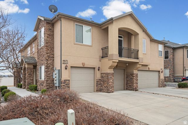 4669 W GREENSAND DR, West Jordan, UT 84084