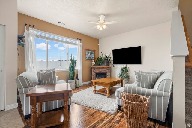 4669 W GREENSAND DR, West Jordan, UT 84084