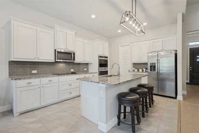 6101 Starr Drive, Mckinney, TX 75071