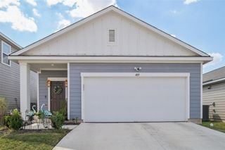 409 Red Fish LN, Hutto, TX 78634