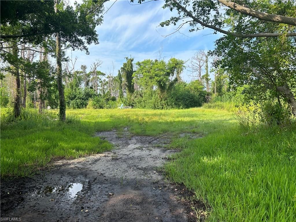 4291 Pinetree BLVD, ST. JAMES CITY, FL 33956 — exterior
