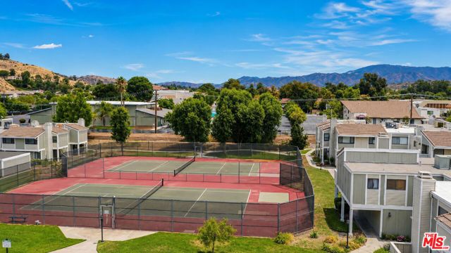 27066 Hidaway Avenue 4, Santa Clarita, CA 91351