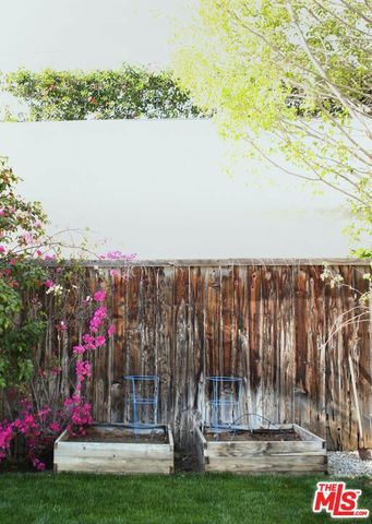 146 N La Peer Drive, West Hollywood, CA 90048
