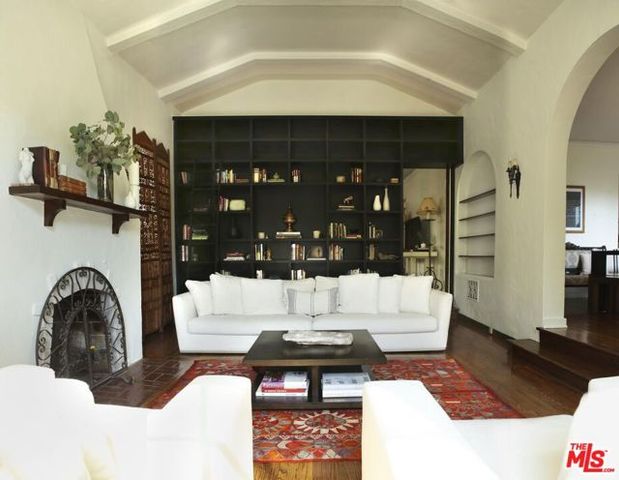 146 N La Peer Drive, West Hollywood, CA 90048