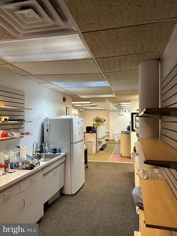 2101 S 19TH ST, Philadelphia, PA 19145