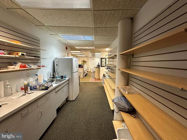 2101 S 19TH ST, Philadelphia, PA 19145