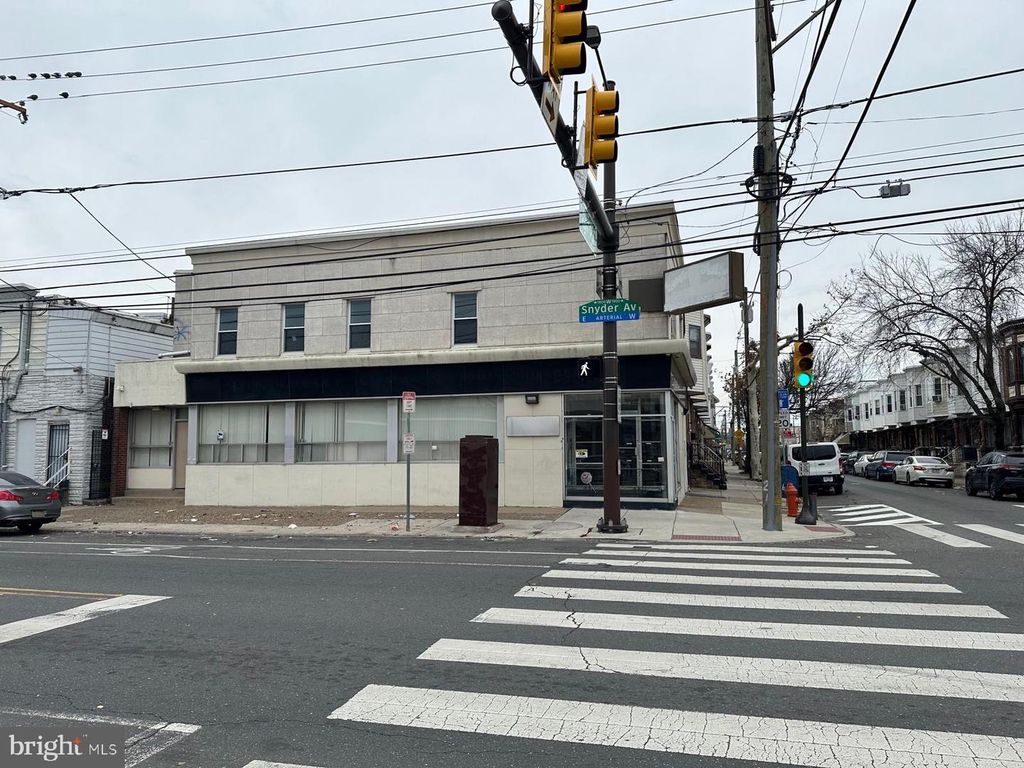 2101 S 19TH ST, Philadelphia, PA 19145