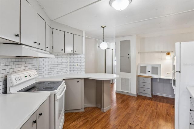 6950 46TH AVENUE N 1, St Petersburg, FL 33709