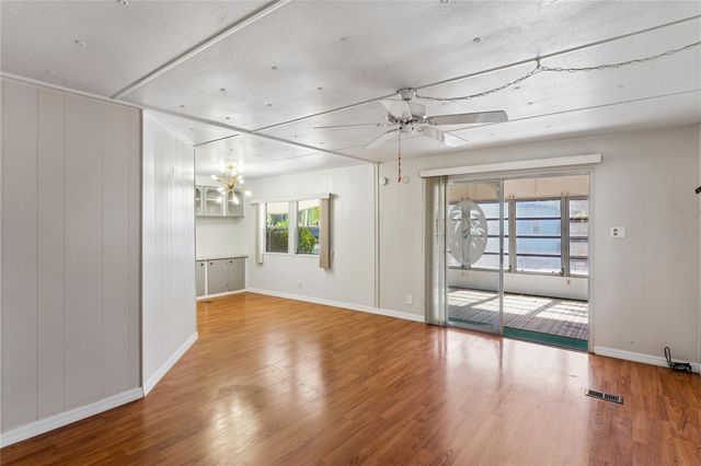 6950 46TH AVENUE N 1, St Petersburg, FL 33709