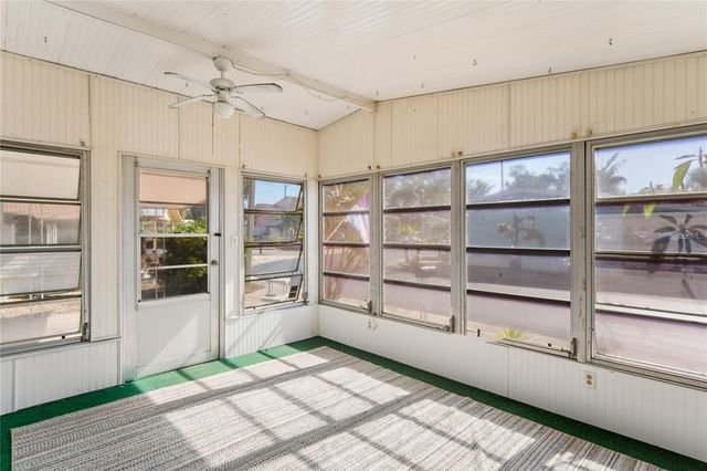 6950 46TH AVENUE N 1, St Petersburg, FL 33709