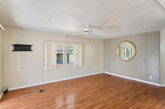 6950 46TH AVENUE N 1, St Petersburg, FL 33709