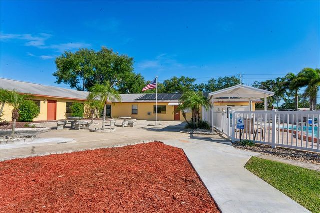 6950 46TH AVENUE N 1, St Petersburg, FL 33709