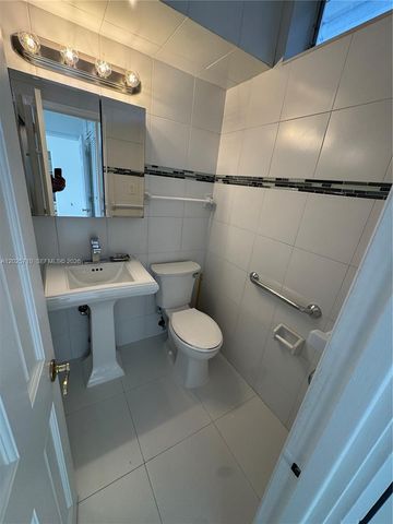 10281 E Bay Harbor Dr C1, Bay Harbor Islands, FL 33154