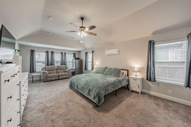 8817 White Rock Lane, Denton, TX 76226