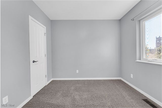 5707 Bridge Avenue, Cleveland, OH 44102