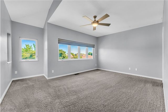 5707 Bridge Avenue, Cleveland, OH 44102