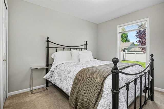 4615 Hidden Creek Lane, Bridgman, MI 49106