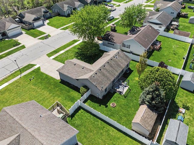 4615 Hidden Creek Lane, Bridgman, MI 49106