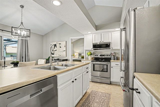 4615 Hidden Creek Lane, Bridgman, MI 49106