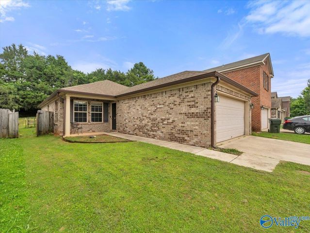 202 Green Garden Drive, Harvest, AL 35749