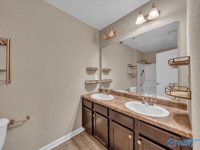 202 Green Garden Drive, Harvest, AL 35749