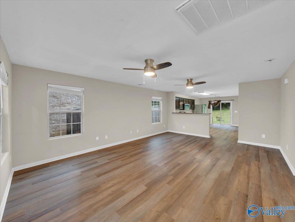202 Green Garden Drive, Harvest, AL 35749