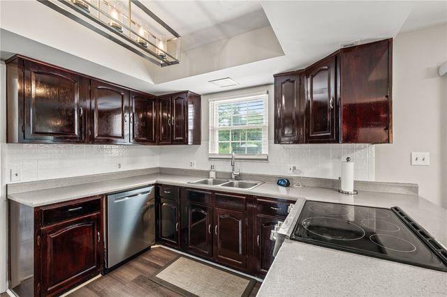 4800 Shiloh View Drive, Dayton, OH 45415