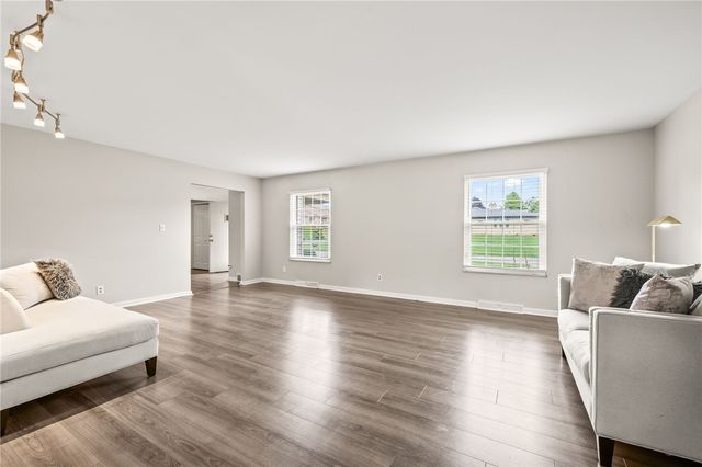 4800 Shiloh View Drive, Dayton, OH 45415