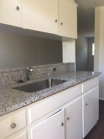 5001 Bull Creek RD 102, Austin, TX 78731